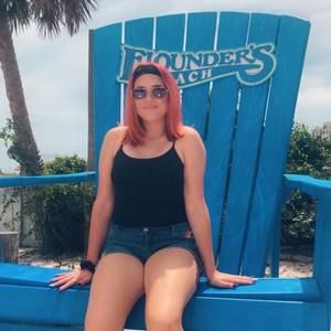 Meet your Posher, Ella